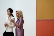 김건희 여사, 질 바이든 여사와 국립미술관 방문